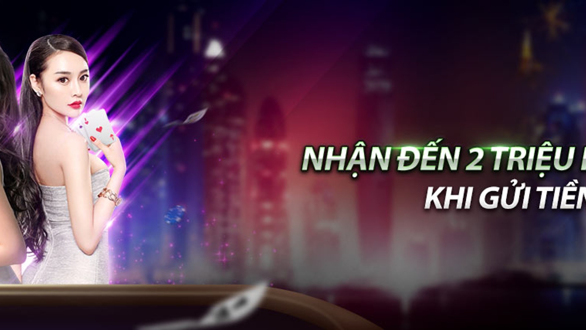 Hình ảnh Hoạt động Hoàn trả Hàng ngày Red88 với các chip casino và tiền mặt